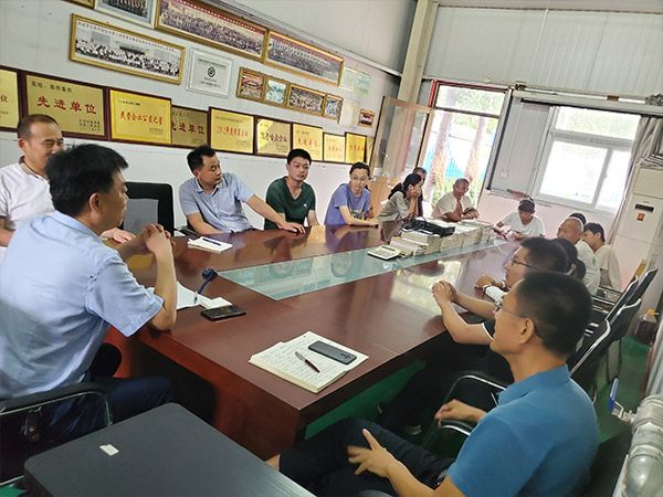 恒升紙制品資助貧困學生